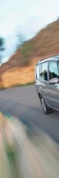 RENAULT 世代
 Espace IV Restyling 2 2.0d (131hp) 技術仕様
